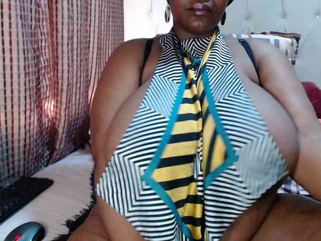 BustyBabeX webcam