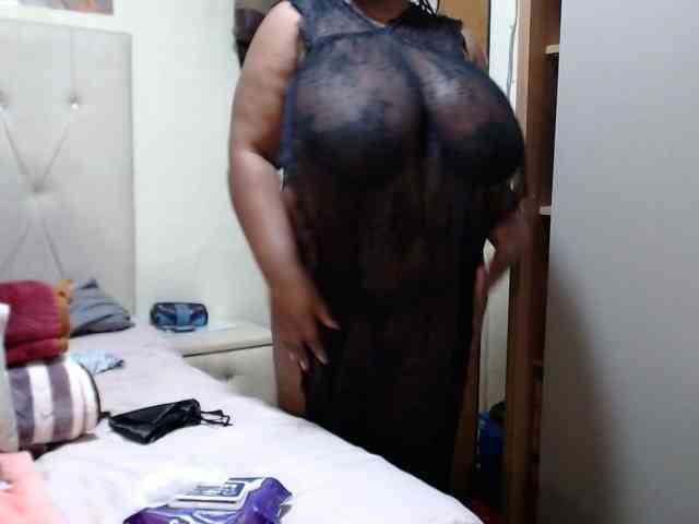 BustyBabeX webcam