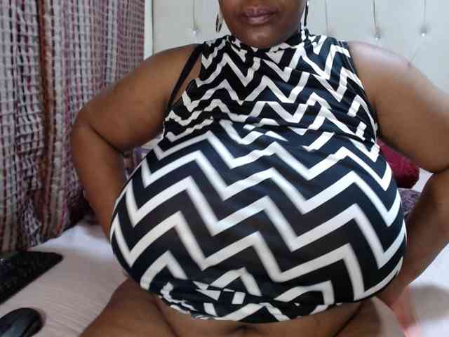 BustyBabeX webcam