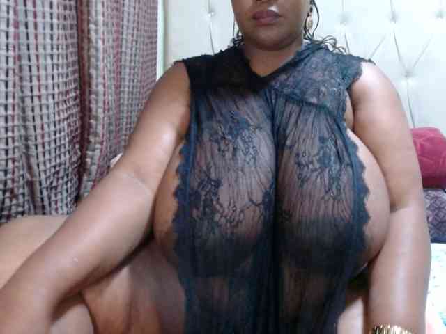 BustyBabeX BustyBabeX