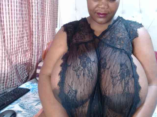 BustyBabeX BustyBabeX