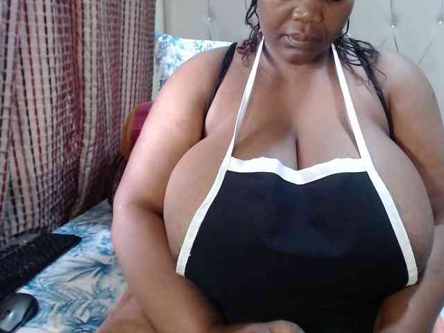 BustyBabeX BustyBabeX