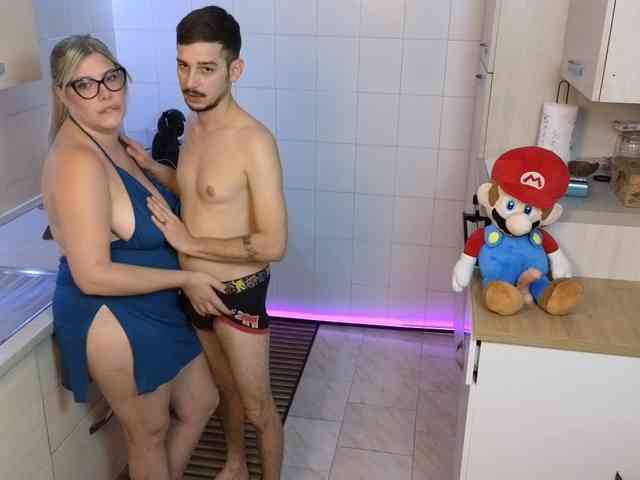Evawhitex webcam