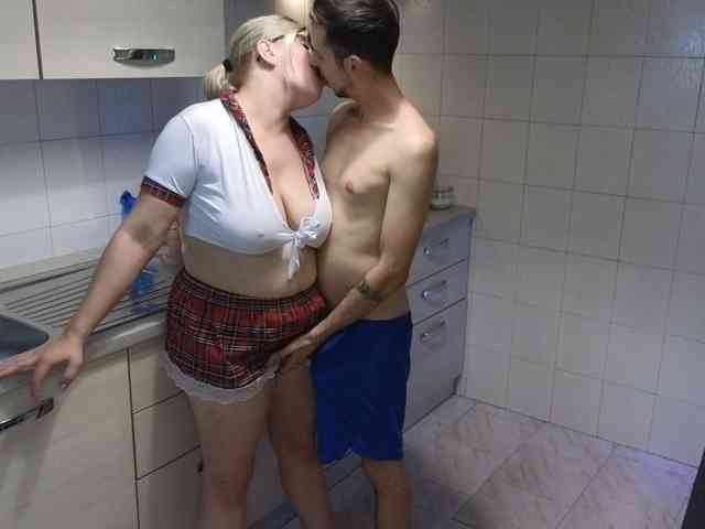 Evawhitex webcam