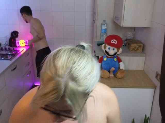 Evawhitex webcam