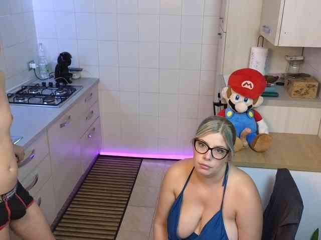 Evawhitex webcam