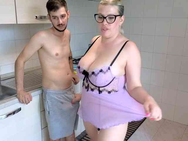 Evawhitex webcam