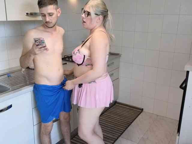 Evawhitex webcam