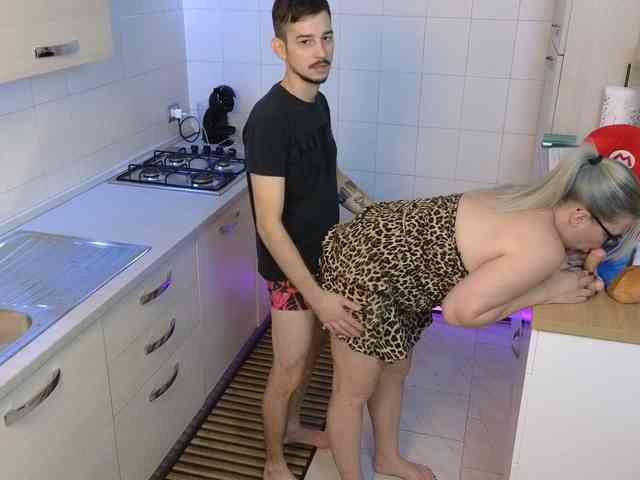 Evawhitex webcam