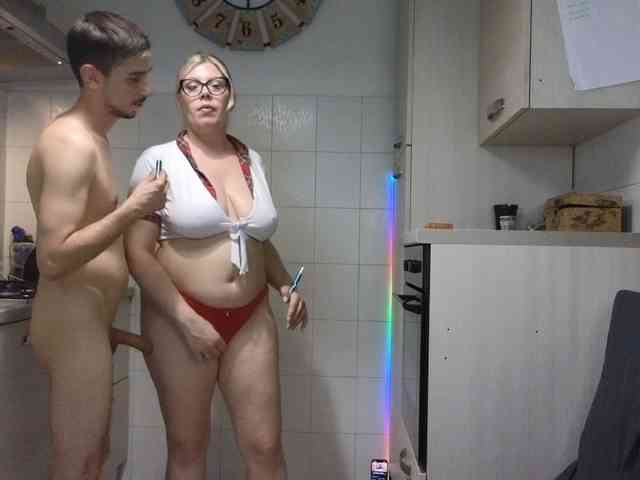 Evawhitex webcam
