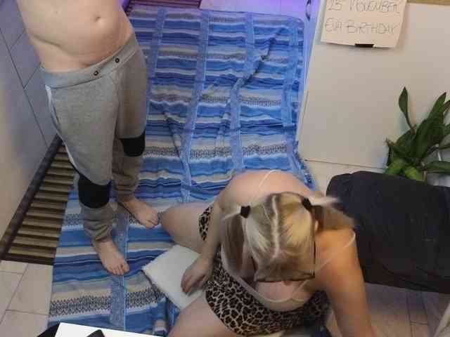 Evalogan24 Live Webcam on BongaCams