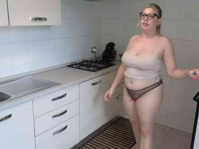 Evawhitex webcam