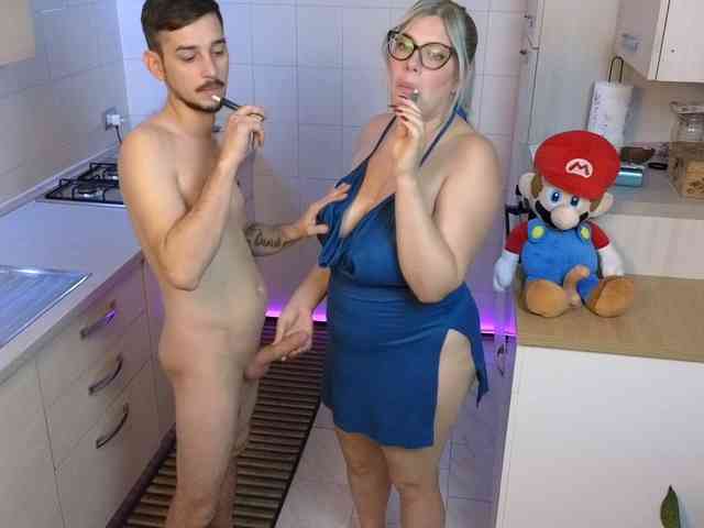 Evawhitex webcam
