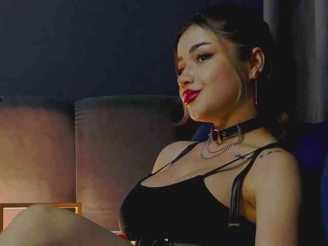 free adult chat now NikiBryce
