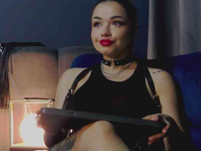 NikiBryce webcam