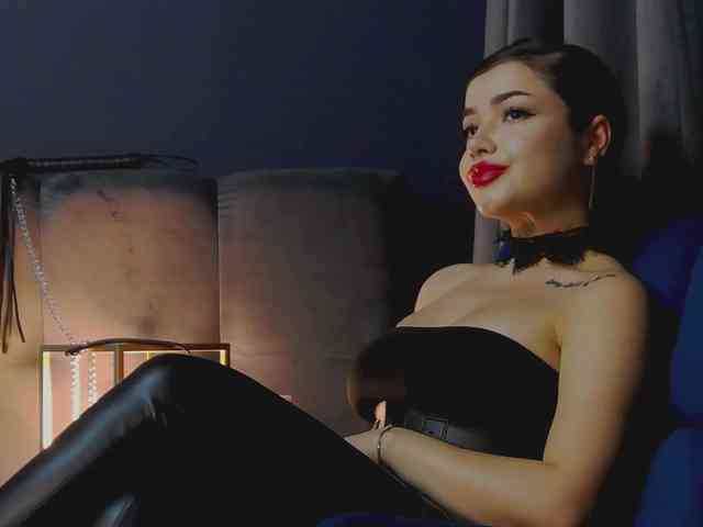 NikiBryce webcam