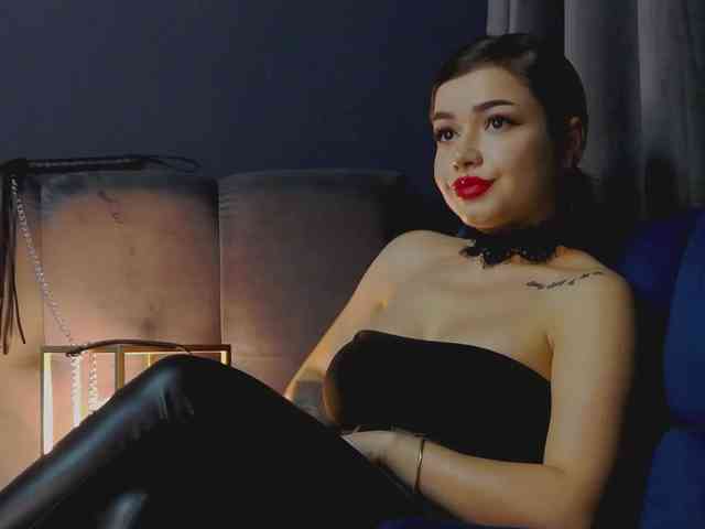 NikiBryce webcam