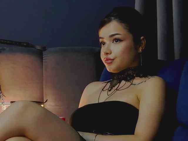 NikiBryce webcam
