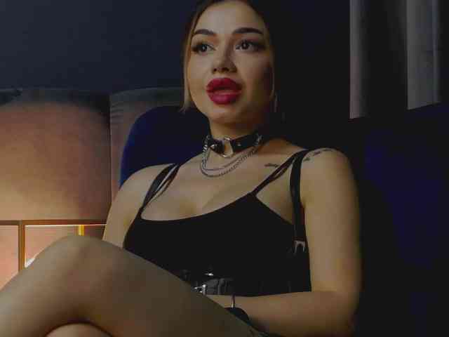 NikiBryce webcam