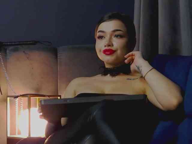 NikiBryce webcam