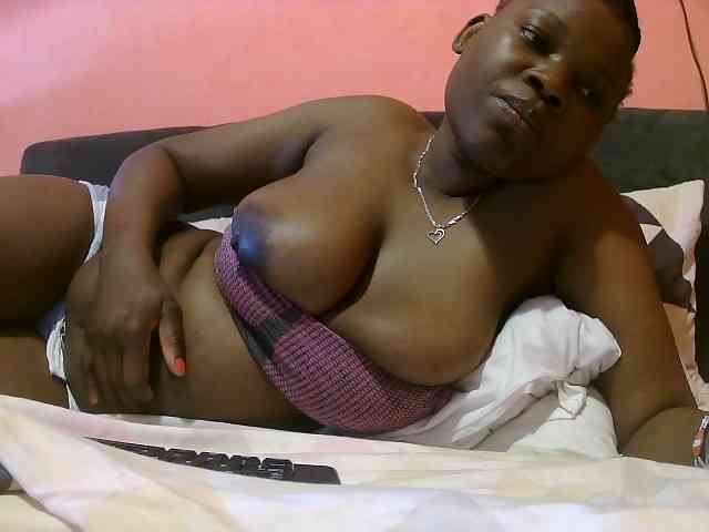 sexy-ebony webcam