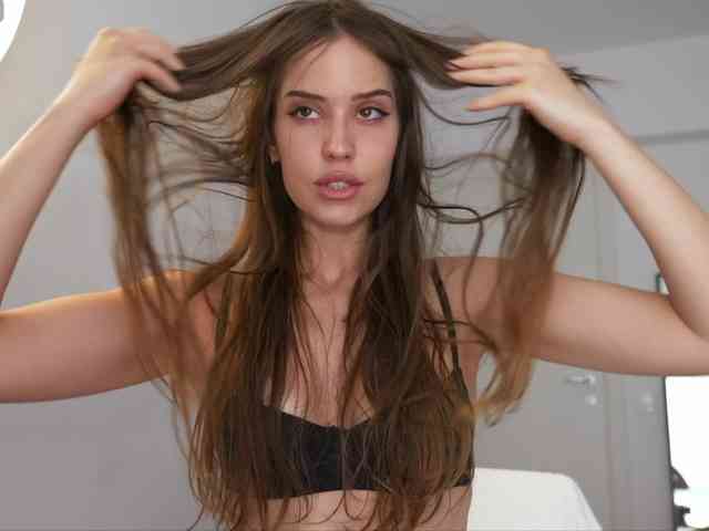 DiamondAlishi webcam