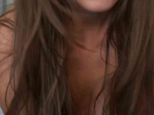 DiamondAlishi webcam
