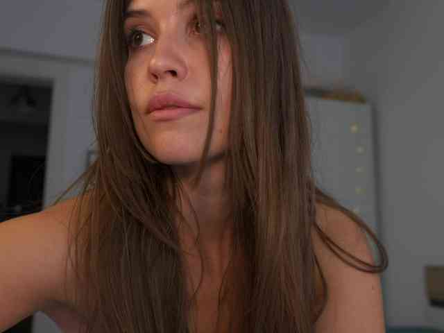 DiamondAlishi webcam