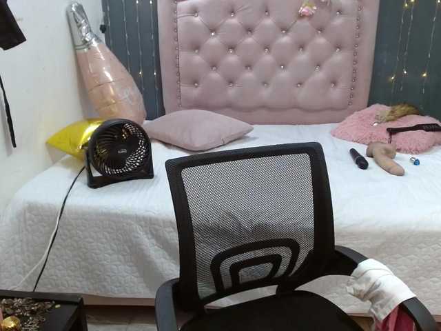 lalisha-96's BongaCams show and profile