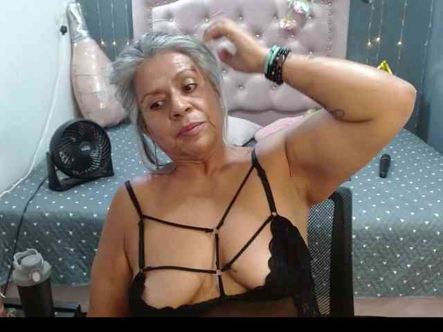 lalisha-96 Live Webcam on BongaCams