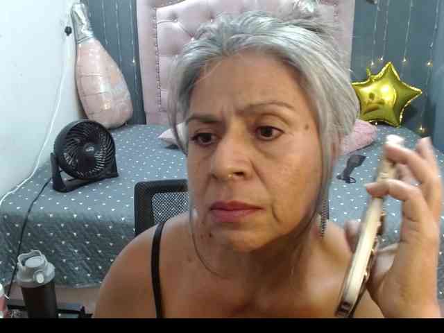 lalisha-96 Live Webcam on BongaCams