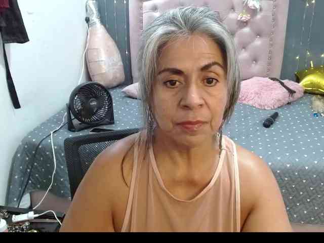 lalisha-96 Live Webcam on BongaCams