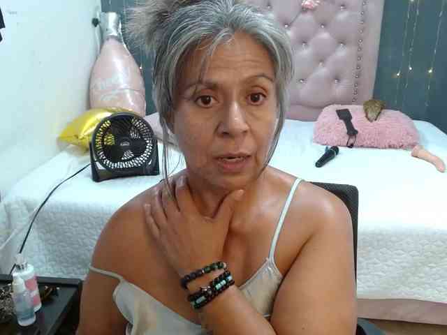 lalisha-96 Live Webcam on BongaCams