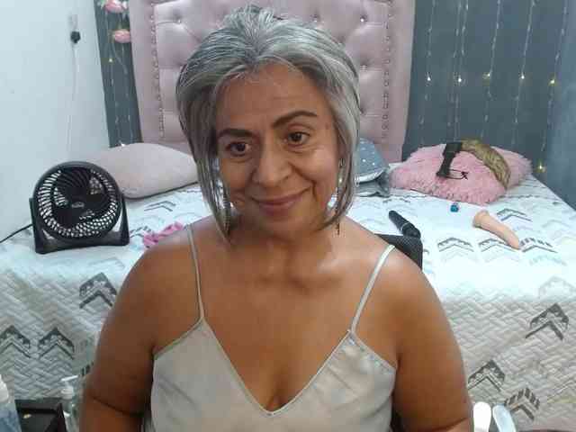 lalisha-96 Live Webcam on BongaCams