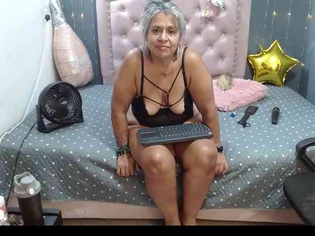 lalisha-96 Live Webcam on BongaCams