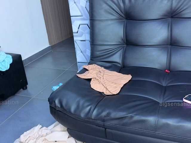 Big-sensation's BongaCams show and profile