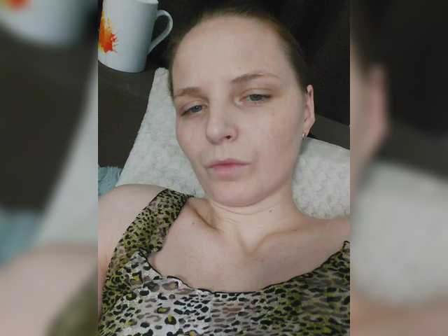 Lulu-Erotica's BongaCams show and profile