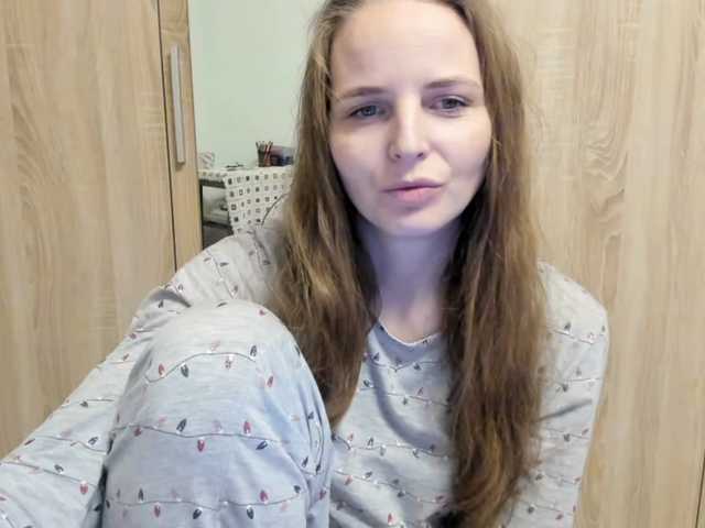 Lulu-Erotica's BongaCams show and profile