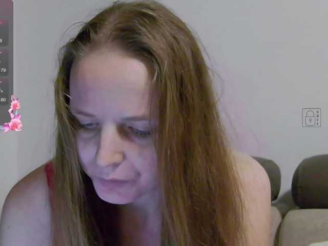 Lulu-Erotica's BongaCams show and profile