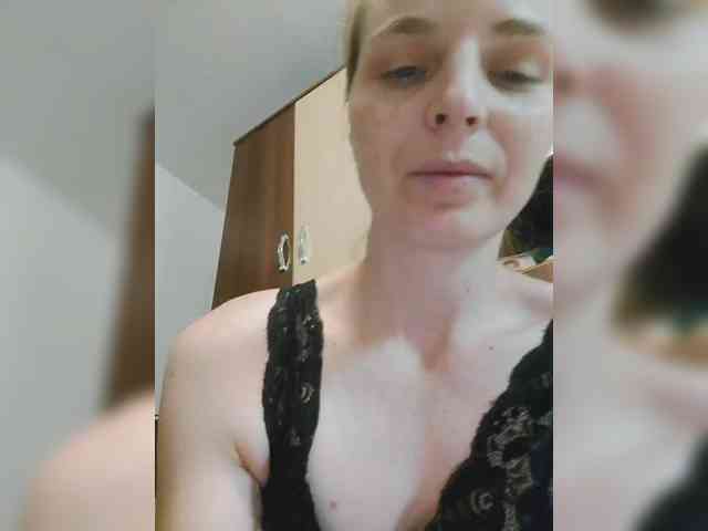 S-O-F-I-A webcam