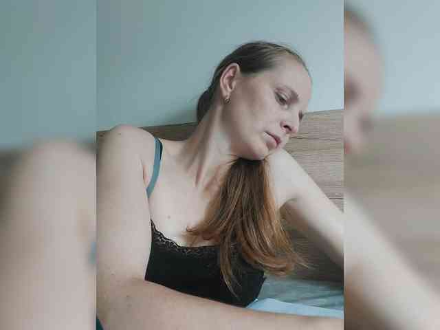 nude webcam Lulu-Erotica