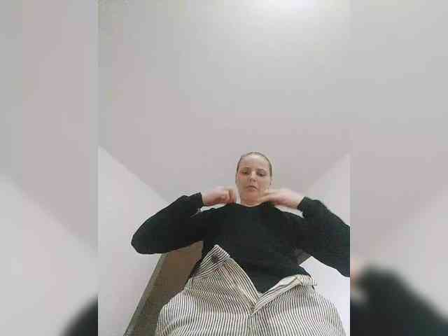 live webcam porno Lulu-Erotica