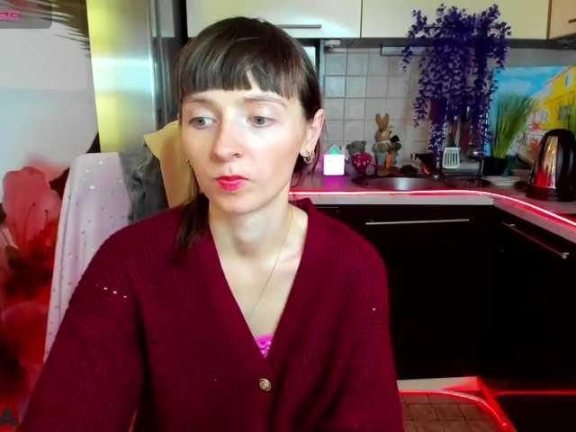 KathelinBrik — Hello! I'm pretty and cute girl. I like spend fun time with guys.Wish you great day!