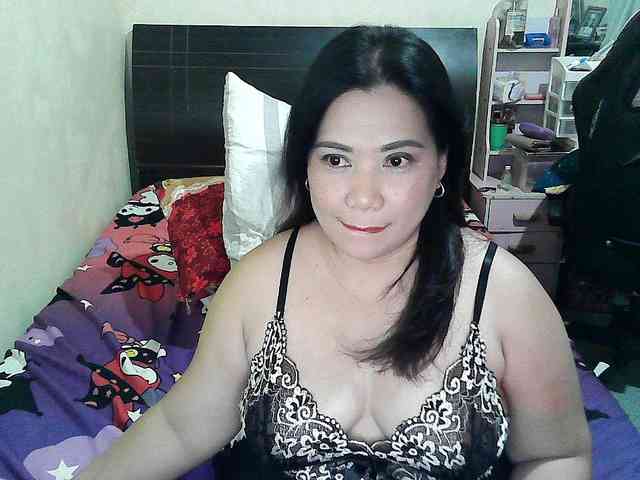 Ellaine08 webcam