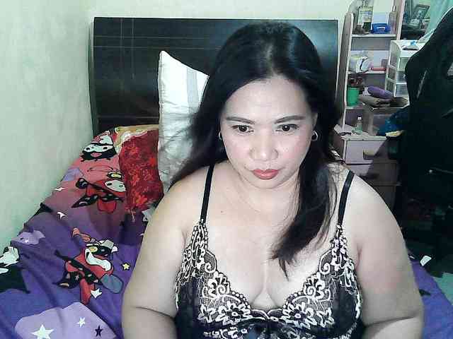 Ellaine08 webcam