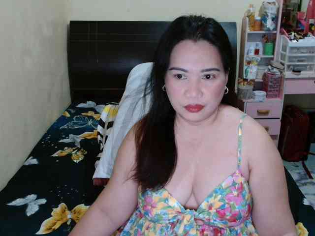 Ellaine08 webcam