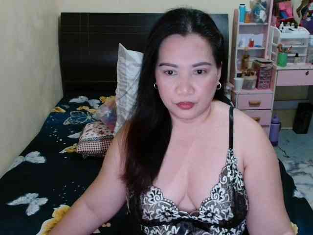 Ellaine08 webcam