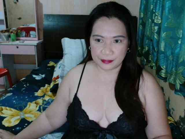 Ellaine08 webcam