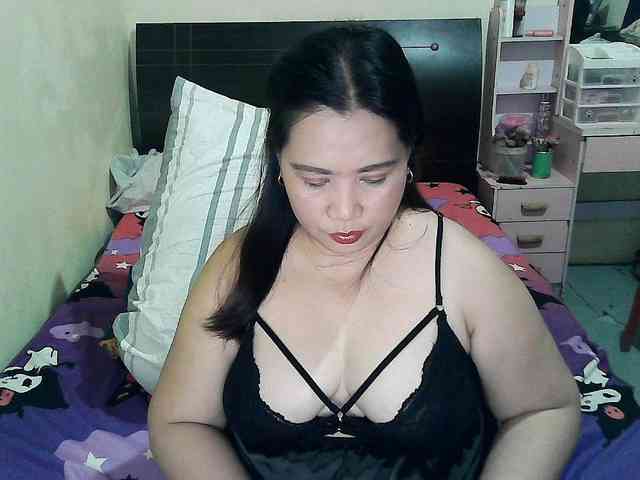 Ellaine08 webcam
