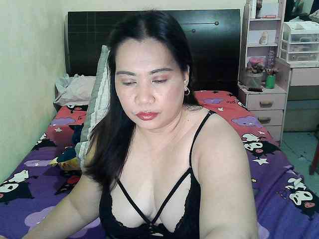 Ellaine08 webcam